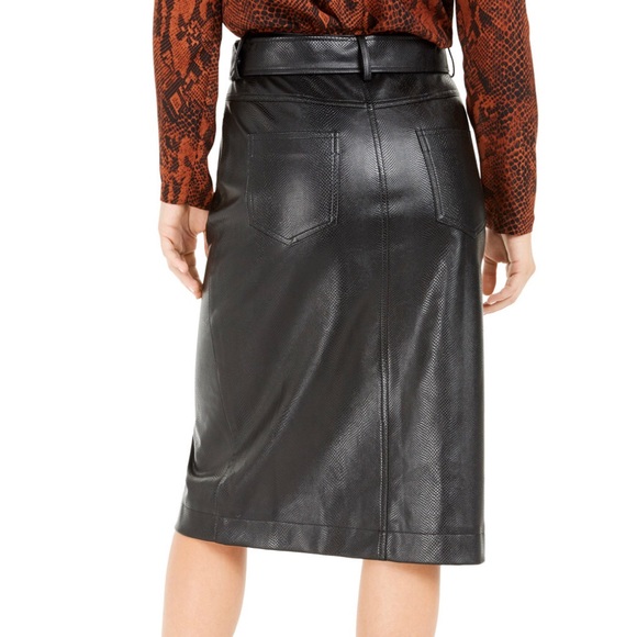 Faux Leather skirt sz XS - Picture 3 of 5